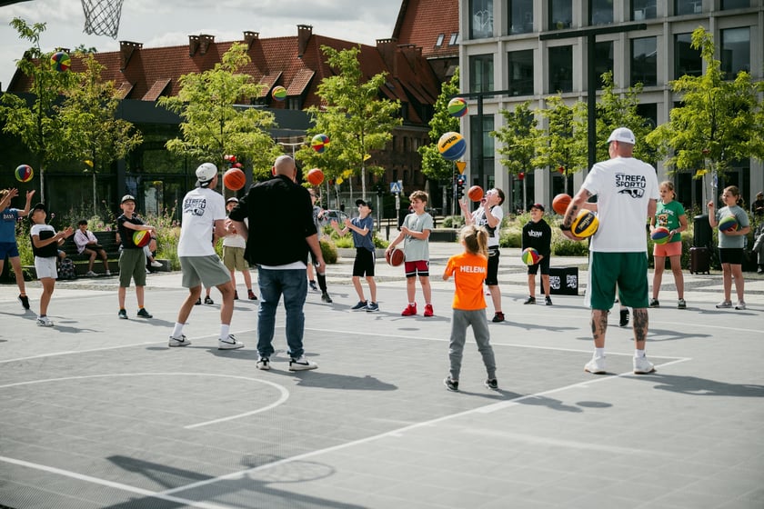 Wrocław Gra w Koszykówkę na placu Nowy Targ, 24 czerwca 2025