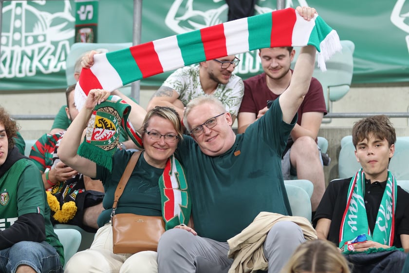 Kibice na Tarczyński Arena na meczu Śląska Wrocław z Miedzią Legnica