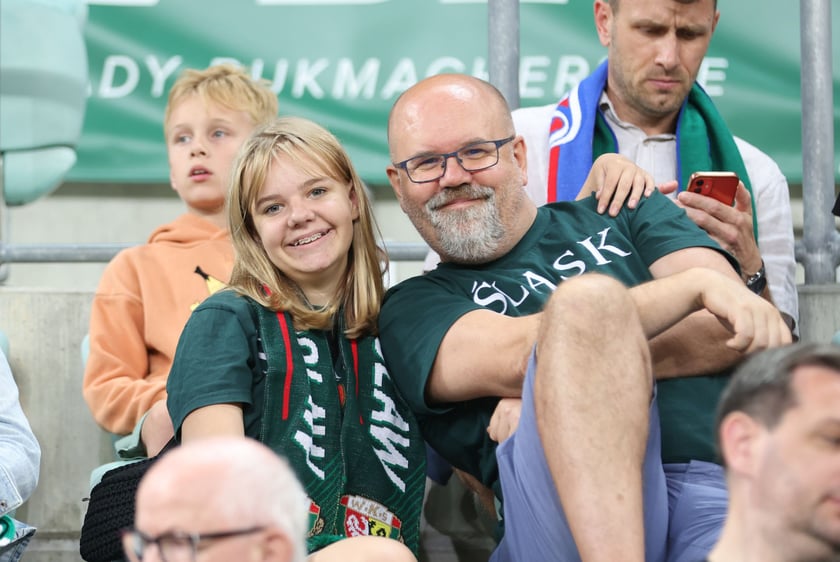 Kibice na Tarczyński Arena na meczu Śląska Wrocław z Miedzią Legnica