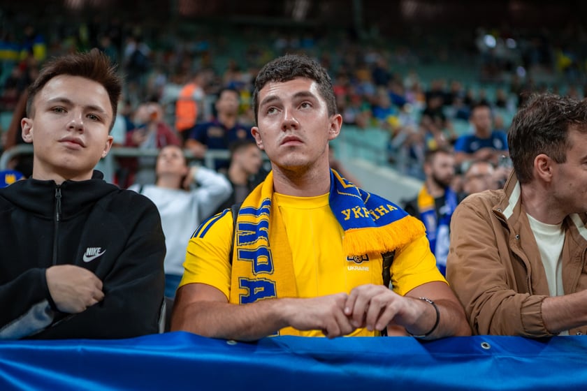 Kibice na meczu Ukraina - Francja na Tarczyński Arenie we Wrocławiu