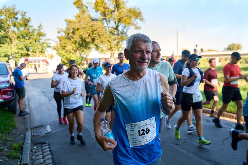 Orthos H2O P&oacute;łmaraton 2025