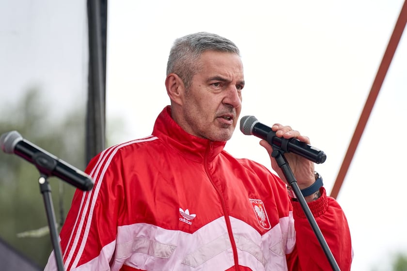 Wrocławska Integracyjna Olimpiada Młodzieży, 30.09.2025. Przy mikrofonie Maciej Zieliński
