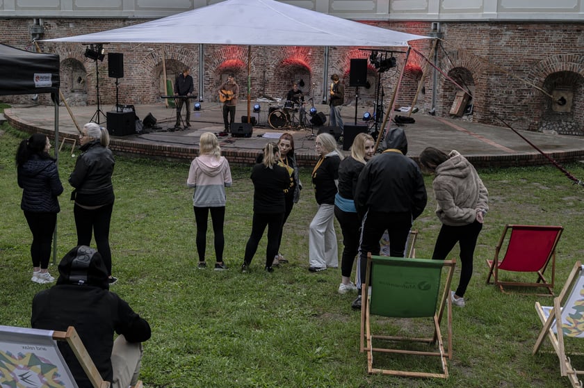 Yellow Ribbon Run 2025 - pierwszy w Polsce bieg spod znaku "ż&oacute;łtej wstążki" odbył się we Wrocławiu 30 września