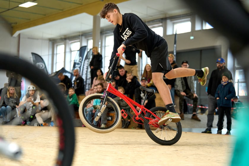 Zawodnicy z Polski i Europy podczas eliminacji BMX Freestyle Contest 2025