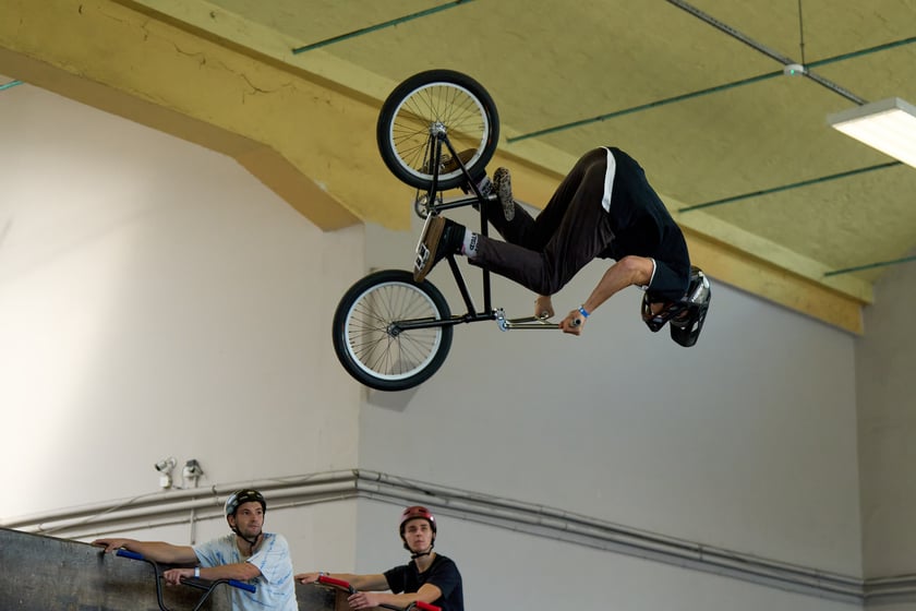 Zawodnicy z Polski i Europy podczas eliminacji BMX Freestyle Contest 2025