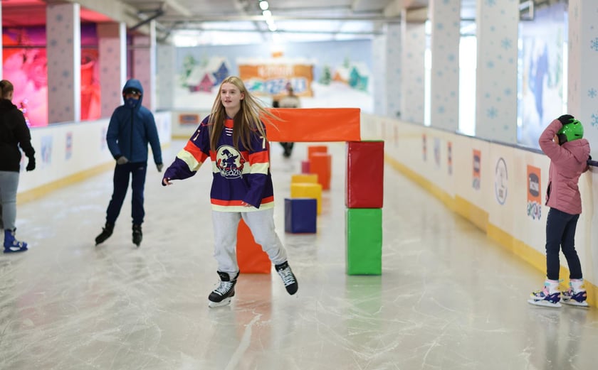 Sobotę 22 listopada 2025 r. ruszyło lodowisko na Tarczyński Arenie