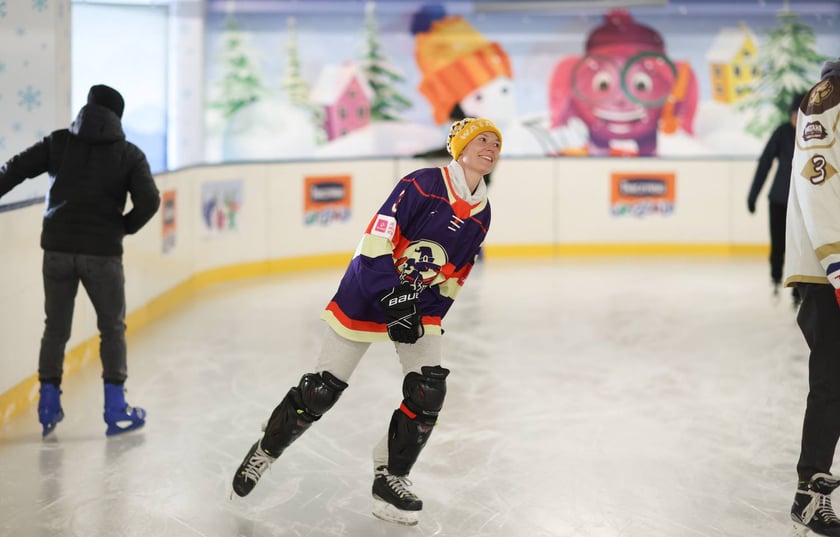 Sobotę 22 listopada 2025 r. ruszyło lodowisko na Tarczyński Arenie
