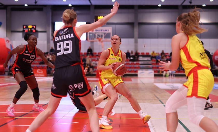 Zdjęcia z meczu Ślęza Wrocław - Energa Toruń - 27.12.2025 r.