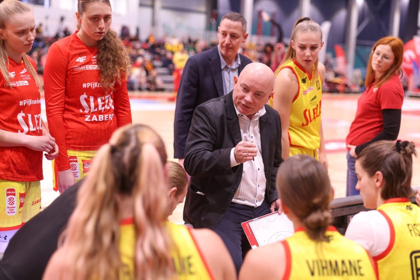 Zdjęcia z meczu Ślęza Wrocław - Energa Toruń - 27.12.2025 r.