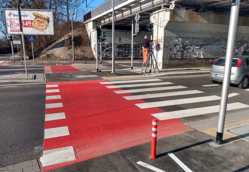 Nowe drogi rowerowe powstały przy ulicach Racławickiej i Skarbowców. Trwa budowa ciągu pieszo-rowerowego przy ul. Spiskiej.