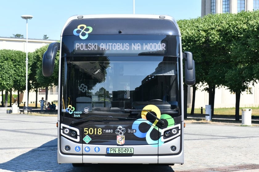 Autobus wodorowy NesoBus jest testowany przez MPK we Wrocławiu