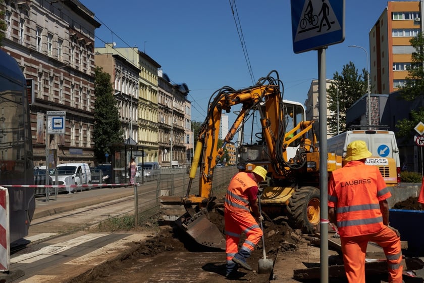 Remont torowiska na skrzyżowaniu Grabiszyńskiej i Zaporoskiej