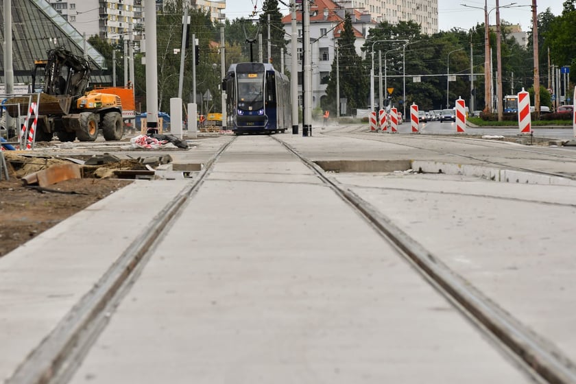Kolejny etap #TORYwolucji. Wymiana rozjazdów przy zajezdni Borek