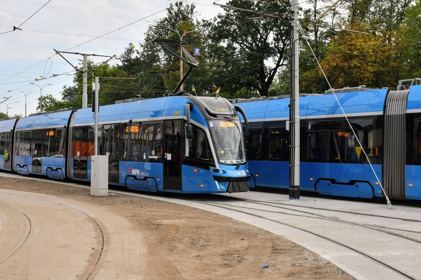 Kolejny etap #TORYwolucji. Wymiana rozjazdów przy zajezdni Borek