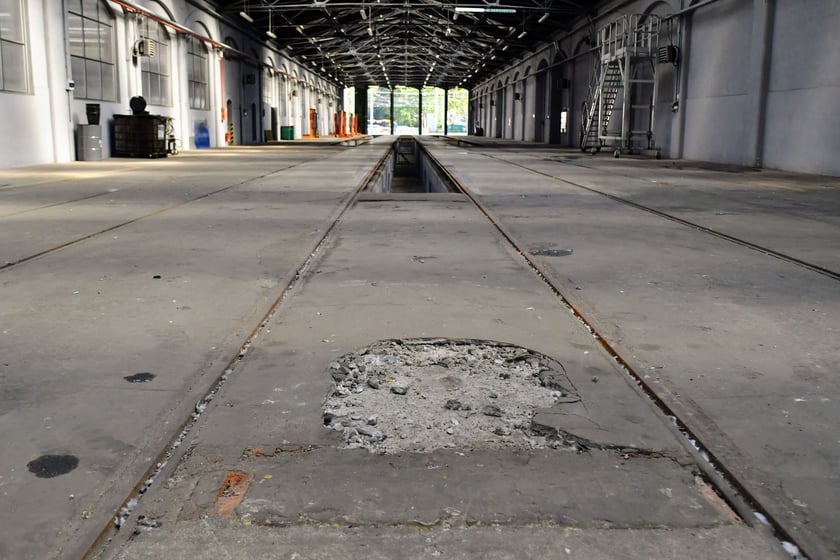 Remont zajezdni tramwajowej Gaj ruszył w poniedziałek, 12 września. Prace potrwają trzy miesiące i pozwolą usprawnić możliwości serwisowania taboru MPK Wrocław