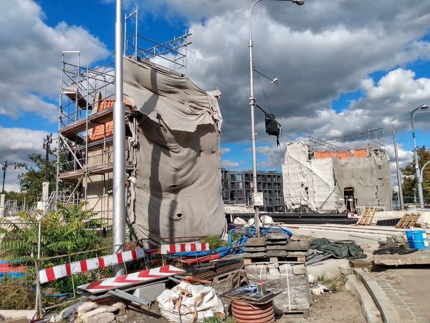 Jeden z czterech rzygaczy, które są montowane na strażnicach, przy wjeździe na most Pomorski Południowy