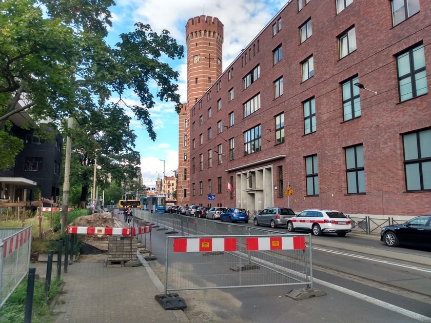 Nowa droga rowerowa wzdłuż ul. Sądowej połączy ul. Grabiszyńską z placem przy NFM