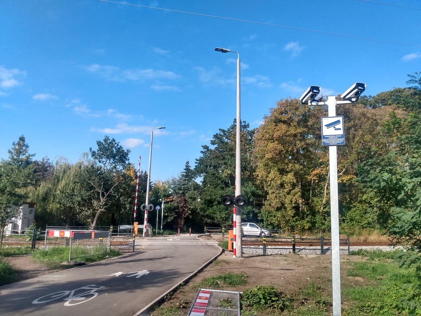 Nowe przejście przez tory dla pieszych i rowerzystów na ul Agrestowej