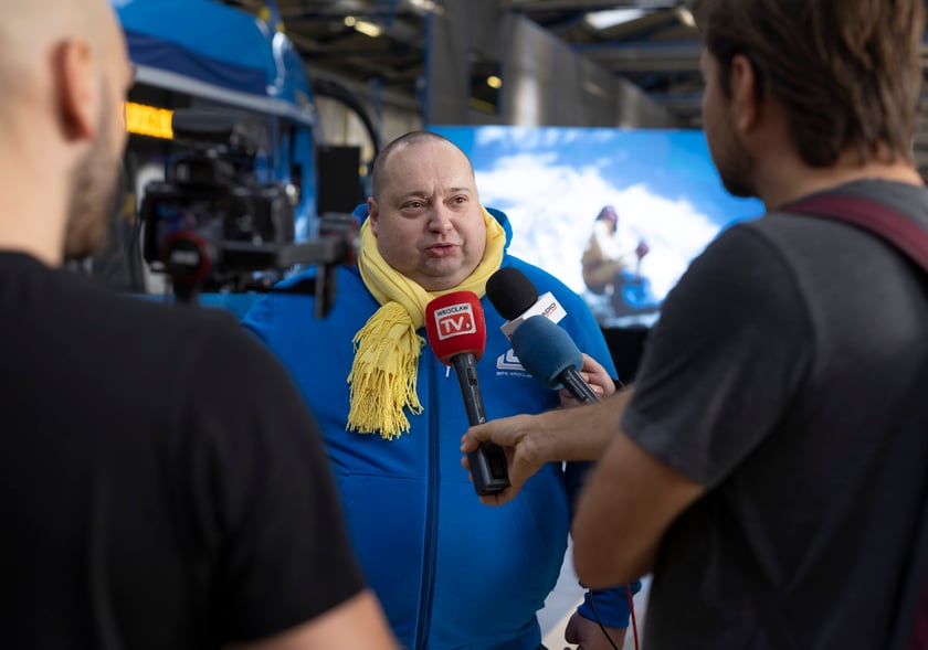 Uroczystość nadania imienia Wandy Rutkiewicz tramwajowi Moderus Gamma w zajezdni Borek