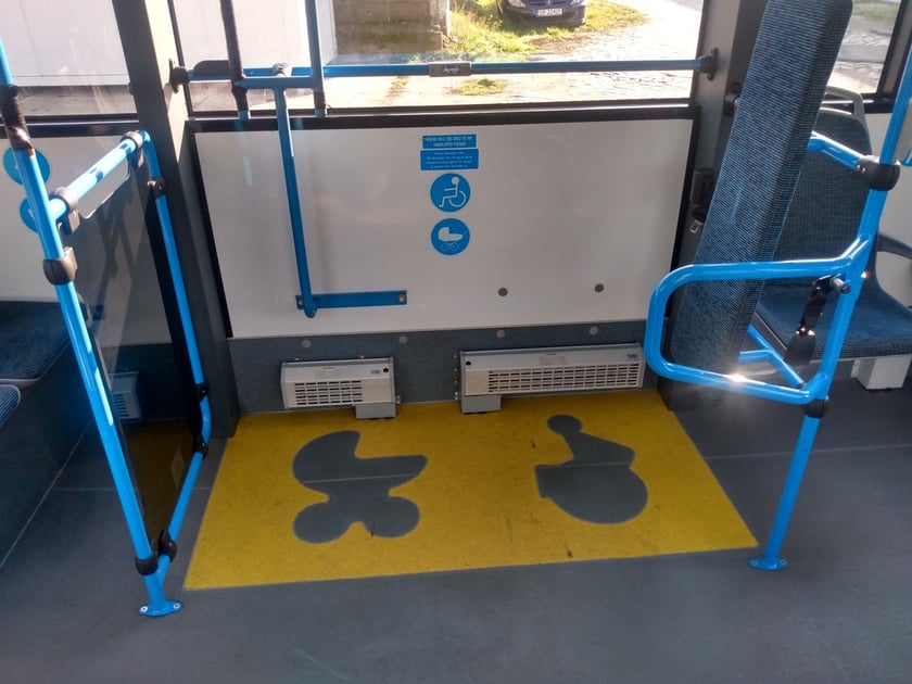 Na zdjęciu testowany autobus elektryczny marki Ikarus