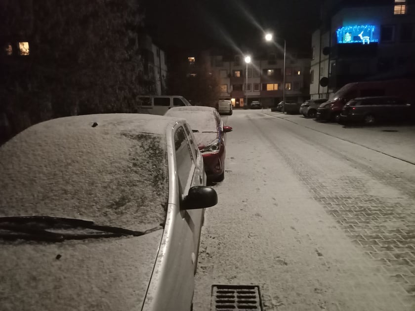 Pierwszy śnieg tej zimy spadł we Wrocławiu w niedzielę wieczorem