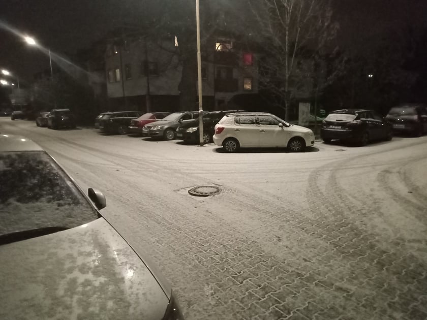Pierwszy śnieg tej zimy spadł we Wrocławiu w niedzielę wieczorem