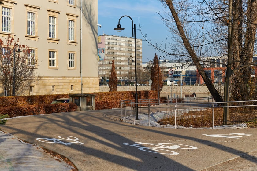 Łącznik rowerowo-pieszy pomiędzy mostem Grunwaldzkim a bulwarem Kaczyńskich