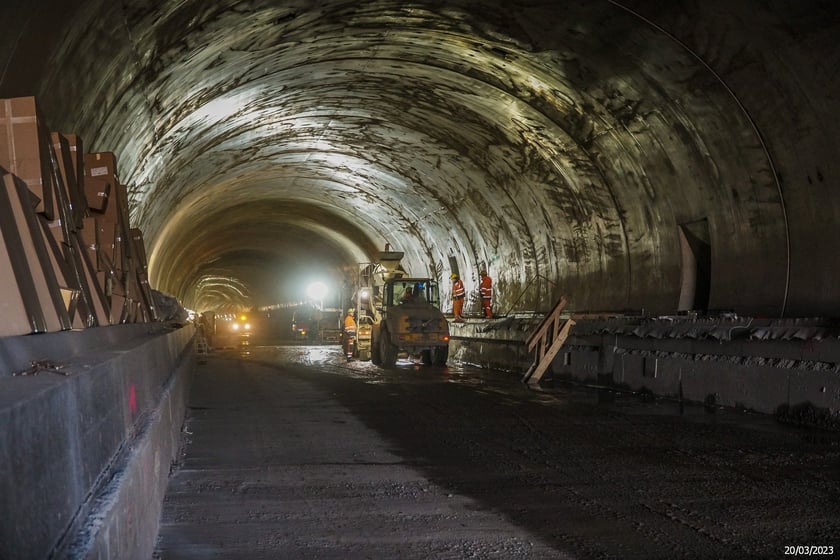Budowa tunelu TS26 w ciągu drogi ekspresowej S3 na Dolnym Śląsku