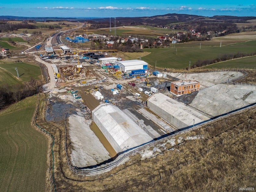 Budowa tunelu TS26 w ciągu drogi ekspresowej S3 na Dolnym Śląsku