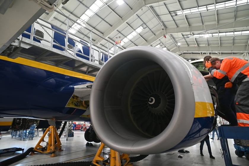 Wroclaw Aircraft Maintenance Services ? w skrócie WAMS ? czyli centrum serwisowe samolotów Ryanair we Wrocławiu.