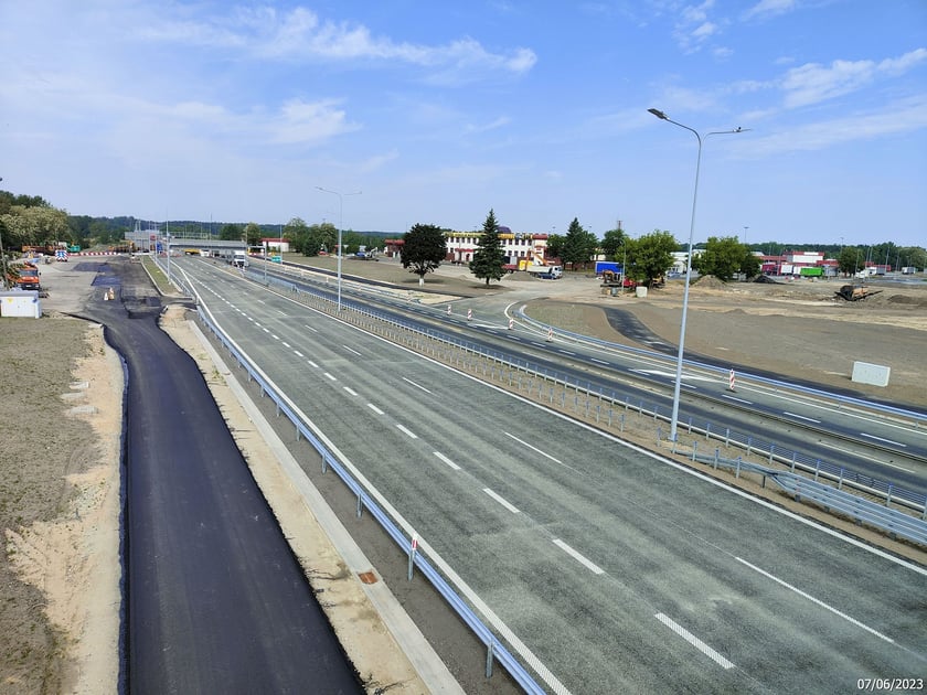 Budowa A18. Węzeł Olszyna