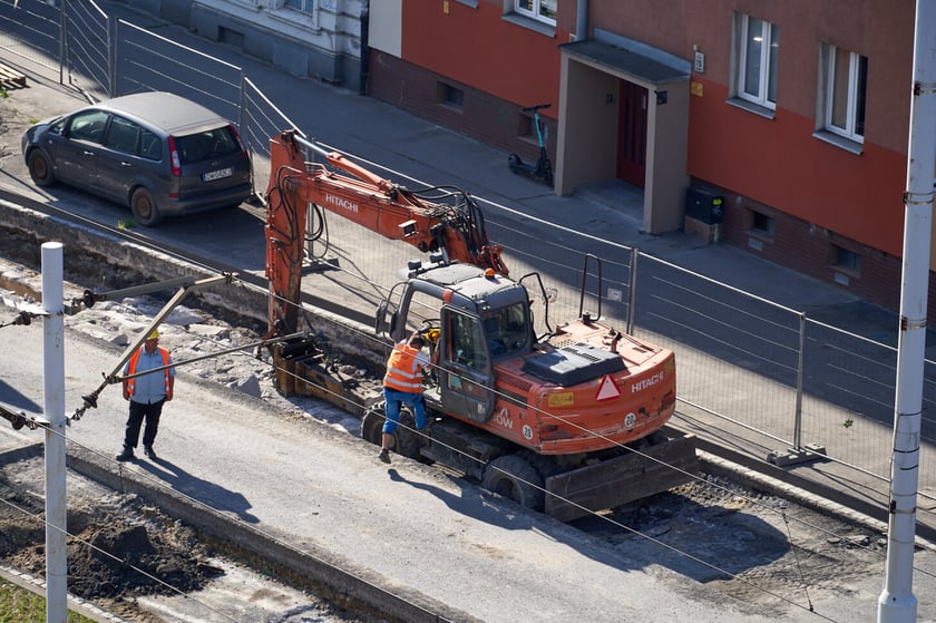 Ulica Kazimierza Wielkiego rano w pierwszy dzień roboczy remontu&nbsp;&nbsp;