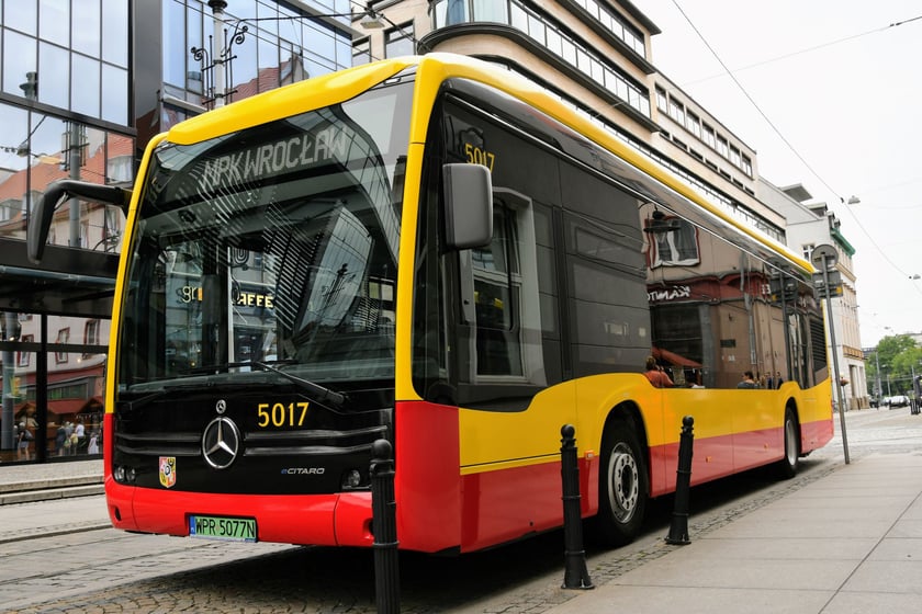 Mercedses-Benz eCitaro w barwach MPK Wrocław prezentowany był w czerwcu minionego roku.