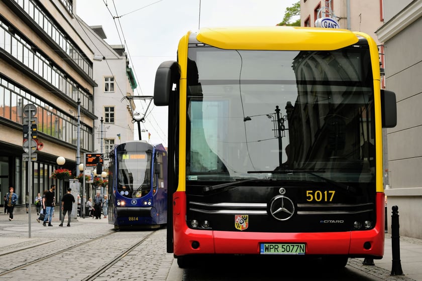 Mercedses-Benz eCitaro w barwach MPK Wrocław prezentowany był w czerwcu minionego roku.