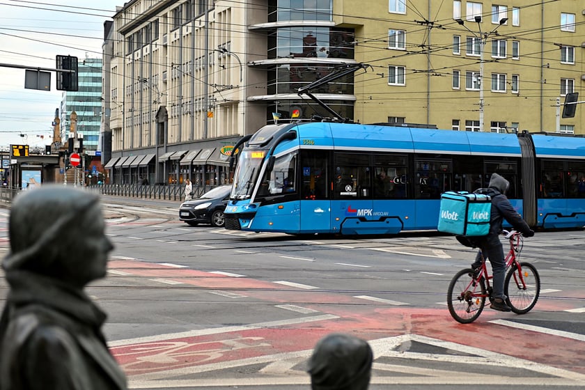 Skrzyżowanie ulic Piłsudskiego i Świdnickiej. 29 lipca rozpocznie się tu remont.