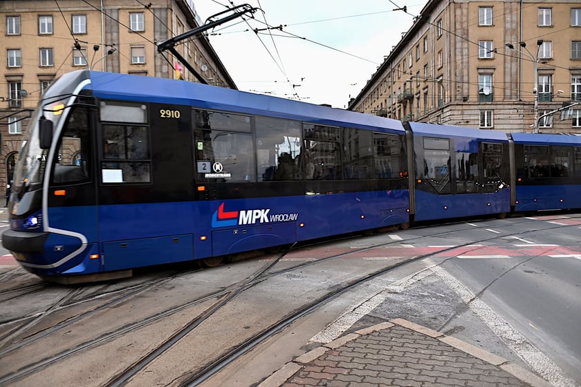 Skrzyżowanie ulic Piłsudskiego i Świdnickiej. 29 lipca rozpocznie się tu remont.