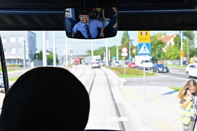 Próbny przejazd tramwaju nowym odcinkiem trasy autobusowo-tramwajowej. Testowany był odcinek od przystanku Park Biznesu do przystanku Rogowska.