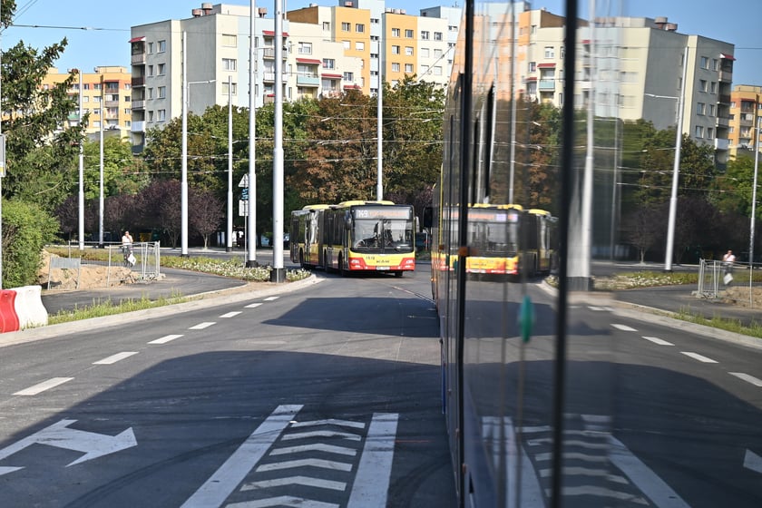Jazda próbna tramwaju na Nowy Dwór. Testowano torowisko w ul. Rogowskiej oraz nową pętlę.