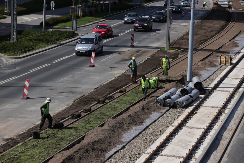 Remont torowiska przy ul. Legnickiej we Wrocławiu, postęp prac