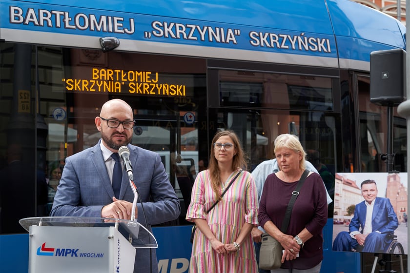 Uroczystość nadania tramwajowi im. Bartłomieja Skrzyńskiego.