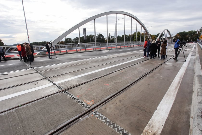 Nowe mosty Chrobrego będą przejezdne już z nocy z soboty 28 na niedzielę 29 października