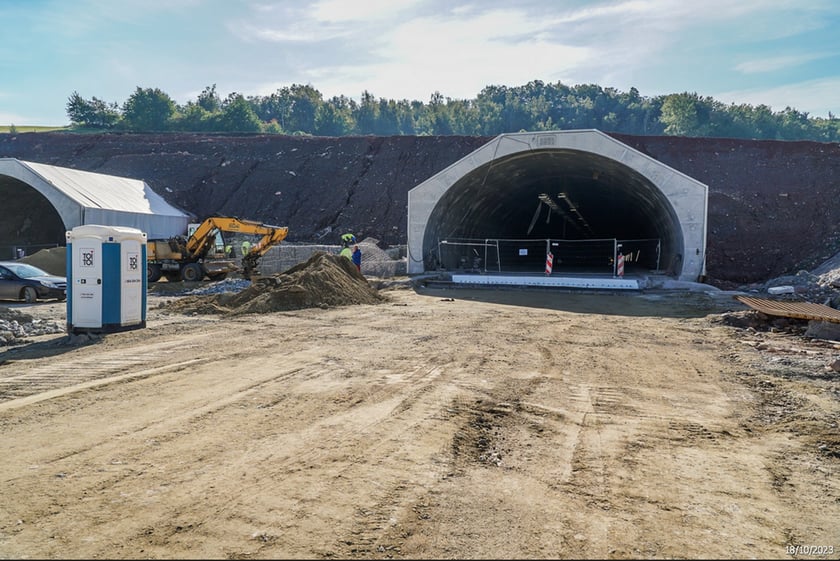 Prace na budowie tuneli na trasie S3 z Wrocławia do Pragi