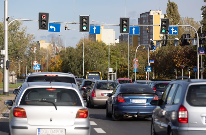 CANARD Red Light. Żółte kamery na skrzyżowaniach i przejazdach kolejowych