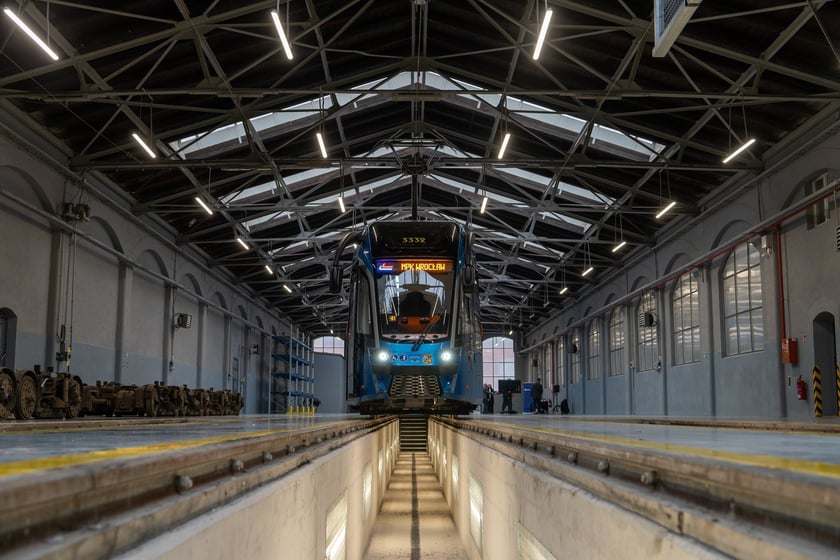 Świeżo wyremontowana hala w zajezdni Gaj.