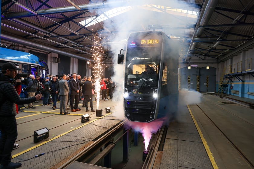Prezentacja nowego tramwaju Pesa Twist 146N