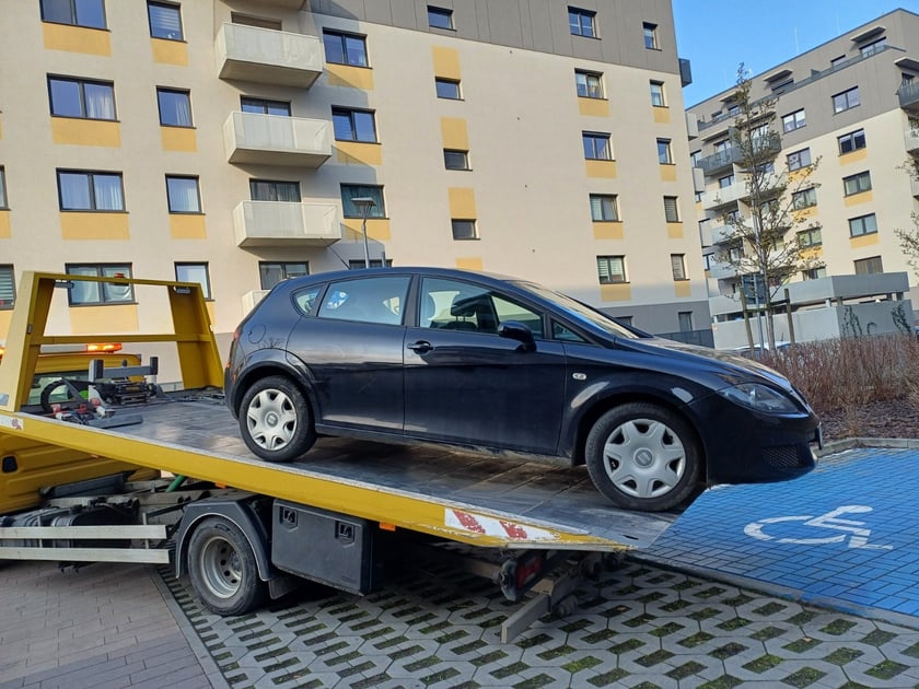 Mistrzowie parkowania na wrocławskich ulicach