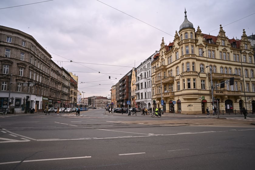 W tym miejscu, u zbiegu Drobnera i Dubois, powstanie nowoczesny, zielony węzeł przesiadkowy.