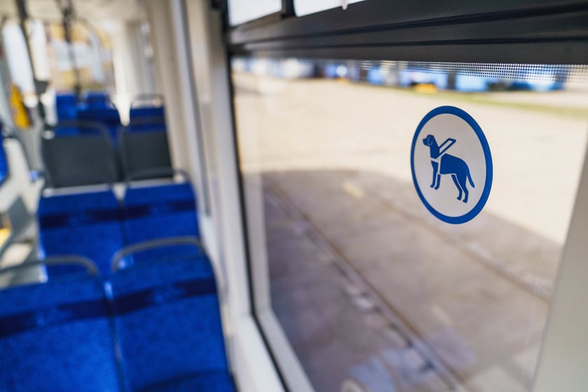 Wnętrze Pesy Twist 146N o numerze 3401 - pierwszego tego typu tramwaju w MPK Wrocław.