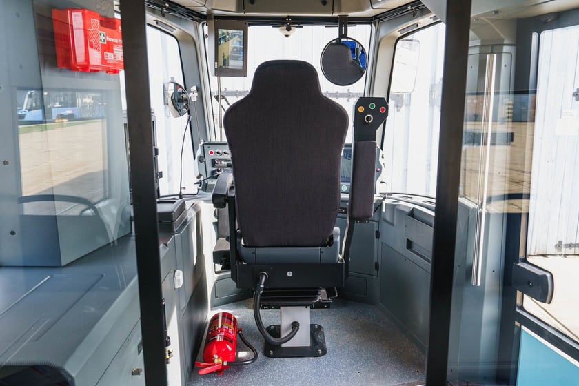 Wnętrze Pesy Twist 146N o numerze 3401 - pierwszego tego typu tramwaju w MPK Wrocław.