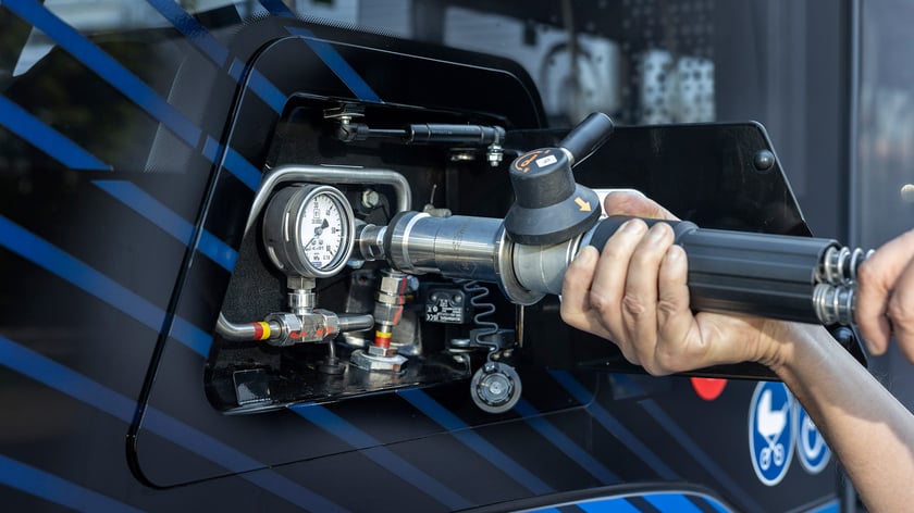 Tak prezentuje się Mercedes eCitaro fuel cell.